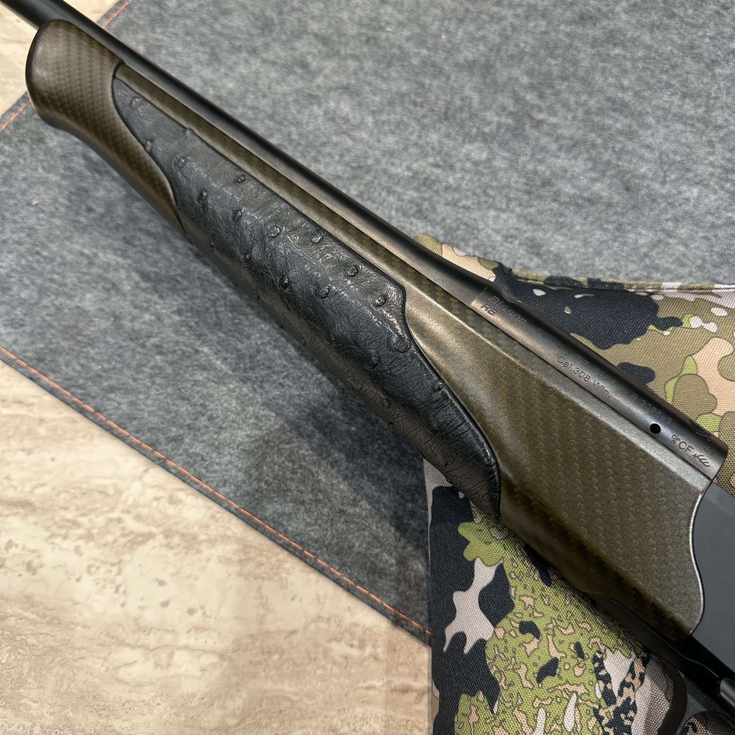 OCCASION Carcasse BLASER R8 Custom Carbone Bronze – Image 11