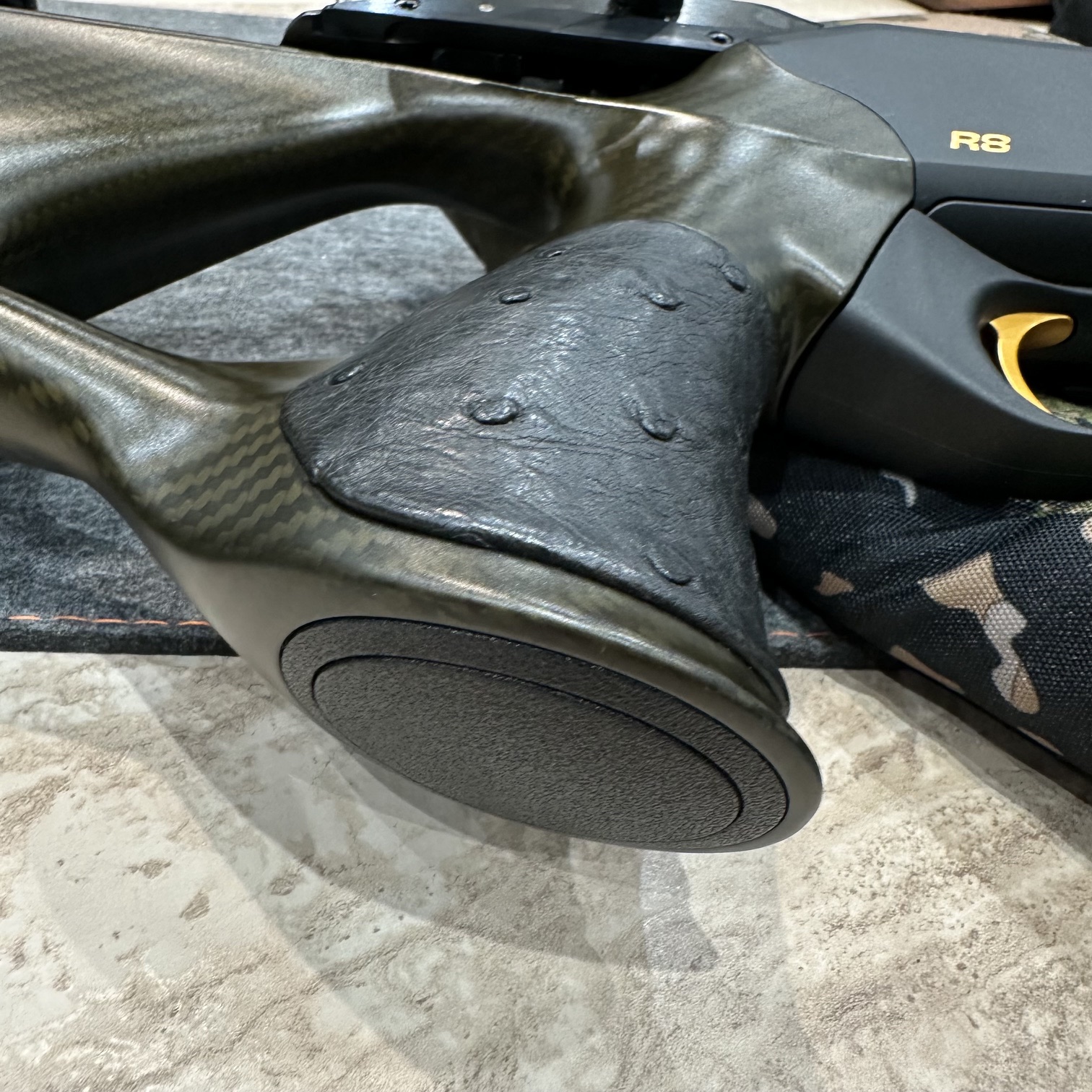 OCCASION Carcasse BLASER R8 Custom Carbone Bronze – Image 3