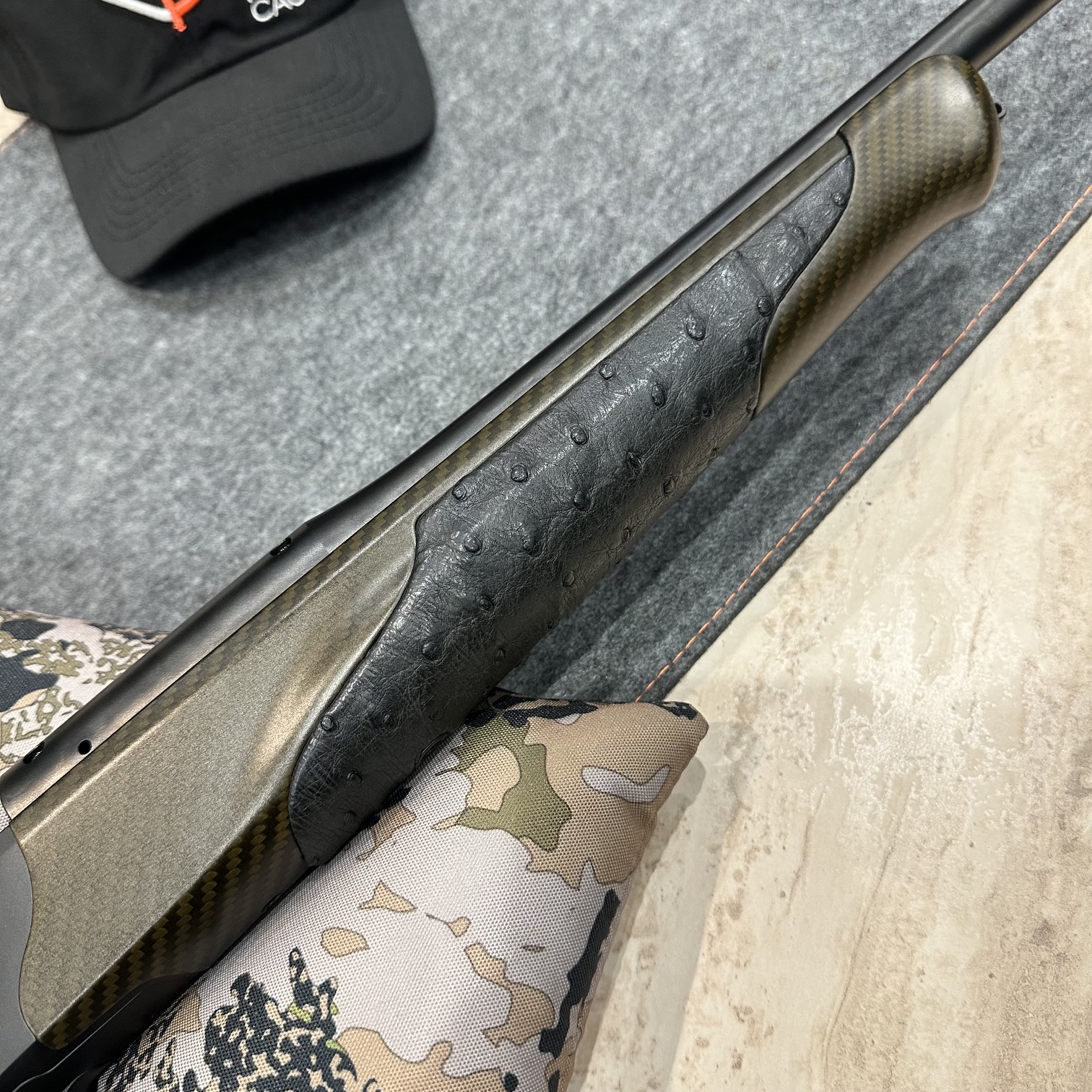OCCASION Carcasse BLASER R8 Custom Carbone Bronze – Image 5